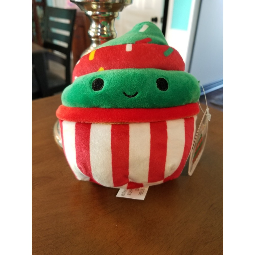 NWT Squishmallows 2021 5" Chantal Red Green Christmas Cupcake W/ Sprinkles